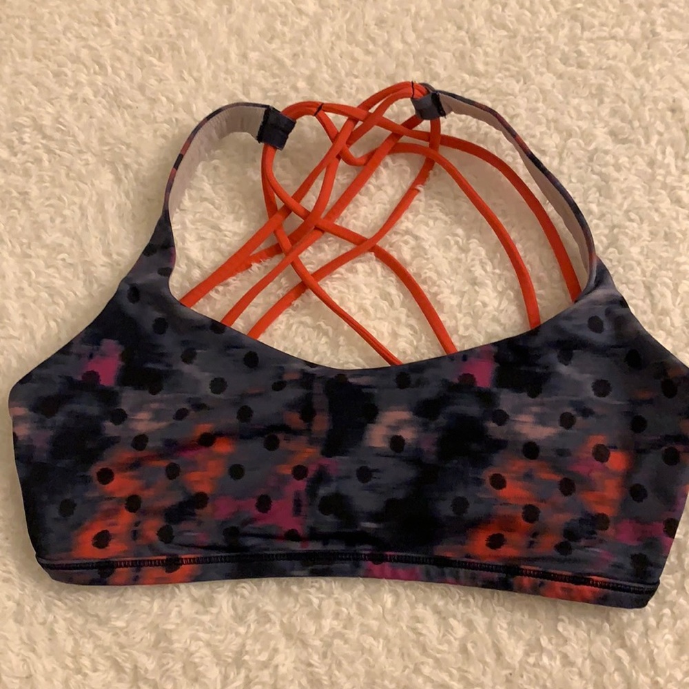 Luluemon sports bra